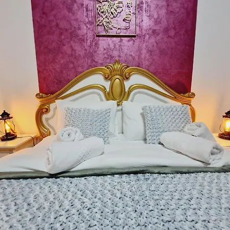Villa Royal 5* Mansion Near Square