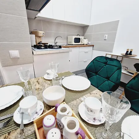 Villa Royal 5* Mansion Near Square Cluj-Napoca